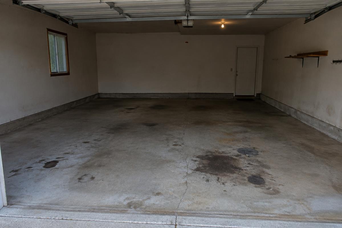 Garage before coating with stained concrete